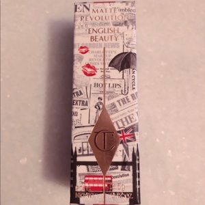 Charlotte Tilbury Makeup - Charlotte Tilbury Matte Revolution English Beauty Charlotte Tilbury Makeup - Charlotte Tilbury Matte Revolution English Beauty